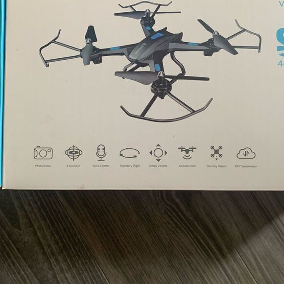 SNAPTAIN S5C Drone with additional accessories - Picture 2 of 10